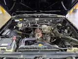 1990 Toyota Hilux Surf 2.0 SSR Limited 4WD Black Truck for sale, Japanese used car export - photo 15 of 72 | GULJI TRADERS
