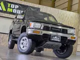 1990 Toyota Hilux Surf 2.0 SSR Limited 4WD Black Truck for sale, Japanese used car export - photo 30 of 72 | GULJI TRADERS
