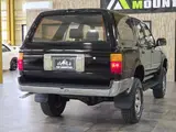 1990 Toyota Hilux Surf 2.0 SSR Limited 4WD Black Truck for sale, Japanese used car export - photo 48 of 72 | GULJI TRADERS