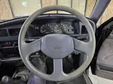 1990 Toyota Hilux Surf 2.0 SSR Limited 4WD Black Truck for sale, Japanese used car export - photo 53 of 72 | GULJI TRADERS