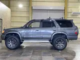 1996 Toyota Hilux Surf 2.7 SSR-X Widebody Active Package equipped vehicle I 4WD Other Truck for sale, Japanese used car export - photo 7 of 77 | GULJI TRADERS