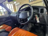 1997 Toyota Hilux Surf 2.7 SSR-X Wide Body Active Package Equipped Vehicle I 4WD Black Truck for sale, Japanese used car export - photo 46 of 72 | GULJI TRADERS