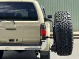 1998 Toyota Hilux Surf 2.7 SSR-X 4WD Brown Color changed Truck for sale, Japanese used car export - photo 24 of 72 | GULJI TRADERS