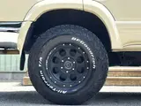 1998 Toyota Hilux Surf 2.7 SSR-X 4WD Brown Color changed Truck for sale, Japanese used car export - photo 29 of 72 | GULJI TRADERS
