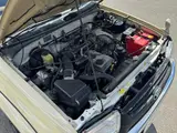 1998 Toyota Hilux Surf 2.7 SSR-X 4WD Brown Color changed Truck for sale, Japanese used car export - photo 35 of 72 | GULJI TRADERS