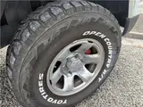1998 Toyota Hilux Surf SSR-V Limited Wide 4WD Narrow Lift-Up Black Truck for sale, Japanese used car export - photo 16 of 39 | GULJI TRADERS