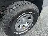 1998 Toyota Hilux Surf SSR-V Limited Wide 4WD Narrow Lift-Up Black Truck for sale, Japanese used car export - photo 18 of 39 | GULJI TRADERS