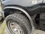 1998 Toyota Hilux Surf SSR-V Limited Wide 4WD Narrow Lift-Up Black Truck for sale, Japanese used car export - photo 19 of 39 | GULJI TRADERS