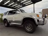 1998 Toyota Hilux Surf SSR-VLTD Wide 4WD White Truck for sale, Japanese used car export - photo 4 of 80 | GULJI TRADERS