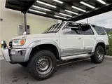 1998 Toyota Hilux Surf SSR-VLTD Wide 4WD White Truck for sale, Japanese used car export - photo 9 of 80 | GULJI TRADERS