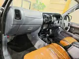1999 Toyota Hilux Surf 2.7 SSR-X V Selection 4WD Black Truck for sale, Japanese used car export - photo 58 of 74 | GULJI TRADERS