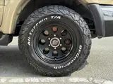 1999 Toyota Hilux Surf SSR-X V Selection ★Mid-term model★4WD★Full-segment navigation★Aftermarket alloy wheels Brown Truck for sale, Japanese used car export - photo 41 of 50 | GULJI TRADERS