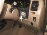 1999 Toyota Hilux Surf 4WD SSR-G Silver Truck for sale, Japanese used car export - photo 8 of 11 | GULJI TRADERS