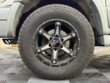 1999 Toyota Hilux Surf 3.0 SSR-G Diesel Turbo 4WD White Truck for sale, Japanese used car export - photo 22 of 23 | GULJI TRADERS