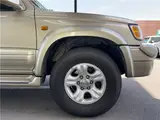 2000 Toyota Hilux Surf SSR-G 4WD Gold Truck for sale, Japanese used car export - photo 5 of 80 | GULJI TRADERS