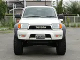 2000 Toyota Hilux Surf SSR-X Premium Selection Pearl Truck for sale, Japanese used car export - photo 5 of 23 | GULJI TRADERS
