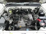 2000 Toyota Hilux Surf SSR-X Premium Selection Pearl Truck for sale, Japanese used car export - photo 21 of 23 | GULJI TRADERS