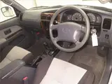 2000 Toyota Hilux Surf 4WD SSR-X Modellista Aero Force White Truck for sale, Japanese used car export - photo 3 of 11 | GULJI TRADERS