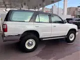 2000 Toyota Hilux Surf SSR-X V Selection Narrow Pearl Color changed Truck for sale, Japanese used car export - photo 13 of 50 | GULJI TRADERS
