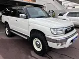 2000 Toyota Hilux Surf SSR-X V Selection Narrow Lift Pearl Color changed Truck for sale, Japanese used car export - photo 2 of 9 | GULJI TRADERS