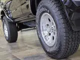 2001 Toyota Hilux Surf 2.7 SSR-V Black Navigator 4WD Black Truck for sale, Japanese used car export - photo 42 of 71 | GULJI TRADERS