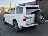 2001 Toyota Hilux Surf SSR-G4WD White Truck for sale, Japanese used car export - photo 4 of 48 | GULJI TRADERS