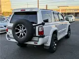 2001 Toyota Hilux Surf SSR-G4WD White Truck for sale, Japanese used car export - photo 6 of 48 | GULJI TRADERS
