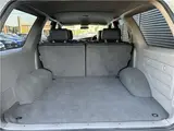 2001 Toyota Hilux Surf SSR-G4WD White Truck for sale, Japanese used car export - photo 43 of 48 | GULJI TRADERS