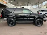 2001 Toyota Hilux Surf SSR-X Narrow Body Lift-Up Black Color changed Truck for sale, Japanese used car export - photo 13 of 50 | GULJI TRADERS