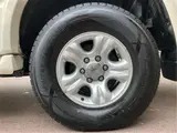 2002 Toyota Hilux Surf SSR-X White Premium White Truck for sale, Japanese used car export - photo 20 of 50 | GULJI TRADERS
