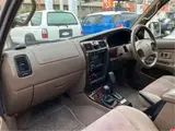 2002 Toyota Hilux Surf SSR-X White Premium White Truck for sale, Japanese used car export - photo 30 of 50 | GULJI TRADERS