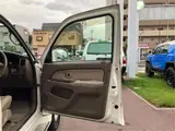 2002 Toyota Hilux Surf SSR-X White Premium White Truck for sale, Japanese used car export - photo 39 of 50 | GULJI TRADERS