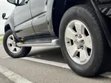 2002 Toyota Hilux Surf SSR-G Black Truck for sale, Japanese used car export - photo 5 of 9 | GULJI TRADERS