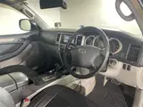 2003 Toyota Hilux Surf SSR-X American Version 4WD Black Truck for sale, Japanese used car export - photo 21 of 24 | GULJI TRADERS