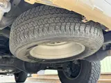 2004 Toyota Hilux Surf 2.7 SSR-G 4WD Silver Truck for sale, Japanese used car export - photo 18 of 80 | GULJI TRADERS