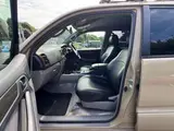 2004 Toyota Hilux Surf 2.7 SSR-G 4WD Silver Truck for sale, Japanese used car export - photo 43 of 80 | GULJI TRADERS