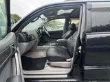 2004 Toyota Hilux Surf 3.4 SSR-G 4WD Black Color changed Truck for sale, Japanese used car export - photo 38 of 74 | GULJI TRADERS