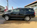 2005 Toyota Hilux Surf SSR-X Limited Black Truck for sale, Japanese used car export - photo 19 of 23 | GULJI TRADERS