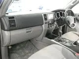 2005 Toyota Hilux Surf SSR-X Limited 4WD Black Truck for sale, Japanese used car export - photo 25 of 32 | GULJI TRADERS