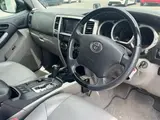 2006 Toyota Hilux Surf SSR-G Black Truck for sale, Japanese used car export - photo 23 of 47 | GULJI TRADERS
