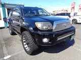 2006 Toyota Hilux Surf SSR-X Limited 4WD Late Model Special Edition Black Truck for sale, Japanese used car export - photo 46 of 52 | GULJI TRADERS