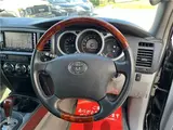 2007 Toyota Hilux Surf SSR-X Limited 60th Special Edition Black Truck for sale, Japanese used car export - photo 9 of 64 | GULJI TRADERS