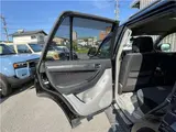 2007 Toyota Hilux Surf SSR-X Limited 60th Special Edition Black Truck for sale, Japanese used car export - photo 33 of 64 | GULJI TRADERS