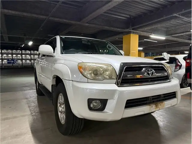 2007 Toyota Hilux Surf SSR-X Limited 4WD - photo 1 2007 Toyota Hilux Surf SSR-X Limited 4WD Pearl Truck for sale, Japanese used car export | GULJI TRADERS