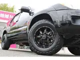 2009 Toyota Hilux Surf 2.7 SSR-X V Selection 4WD Black Truck for sale, Japanese used car export - photo 4 of 80 | GULJI TRADERS