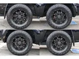2009 Toyota Hilux Surf 2.7 SSR-X V Selection 4WD Black Truck for sale, Japanese used car export - photo 13 of 80 | GULJI TRADERS