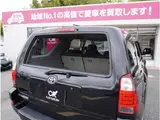 2009 Toyota Hilux Surf 2.7 SSR-X V Selection 4WD Black Truck for sale, Japanese used car export - photo 25 of 80 | GULJI TRADERS