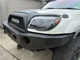 2009 Toyota Hilux Surf SSR-X Limited 4WD Pearl Truck for sale, Japanese used car export - photo 7 of 16 | GULJI TRADERS