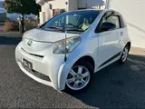 2009 Toyota IQ 100G Leather Package Pearl Sedan for sale, Japanese used car export - photo 4 of 24 | GULJI TRADERS