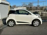 2009 Toyota IQ 100G Leather Package Pearl Sedan for sale, Japanese used car export - photo 7 of 24 | GULJI TRADERS